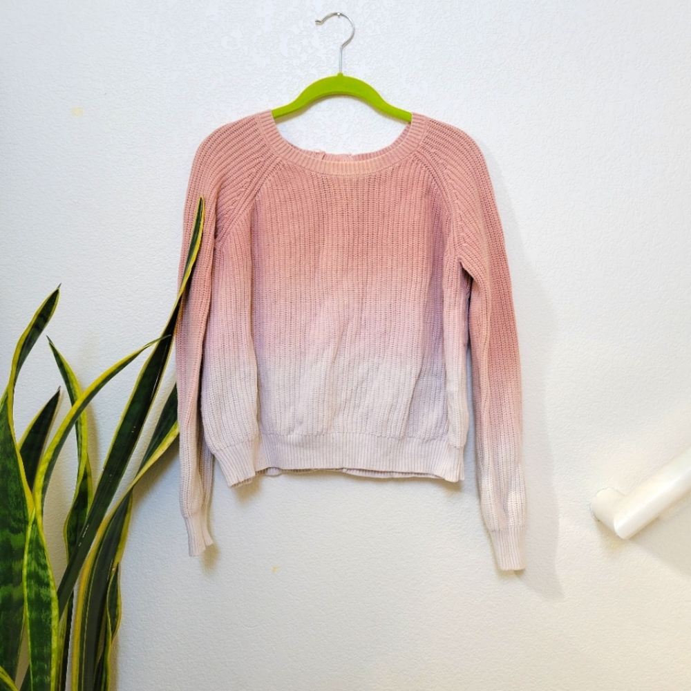 Gradient Lucky Brand sweater with button accents